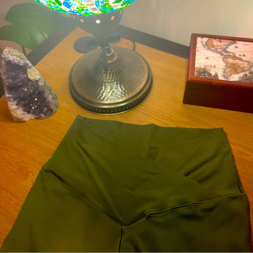 Aerie crossover leggings!!